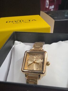 Invicta Gold Square Dial Women's Bracelet Watch NEW IN BOX